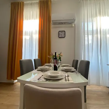 Apartment Andela Centar *